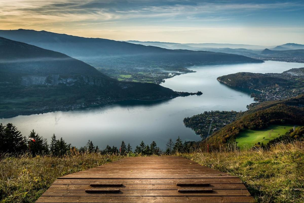 Golden Beach Parking Proche Du Lac Annecy Exterior foto